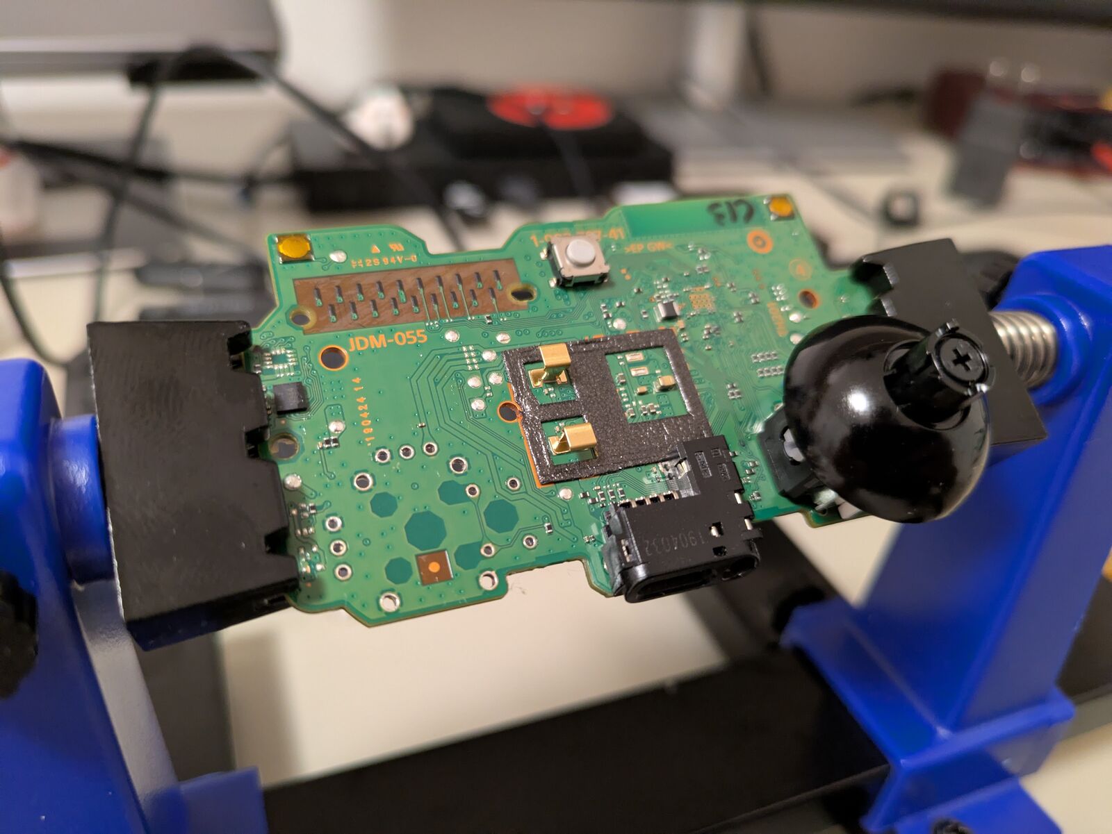 Dualshock 4 board without a sitck